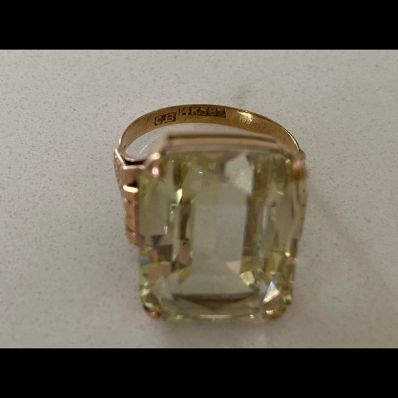 Vintage 14 k Gold Cocktail Ring - Picture 2 of 16